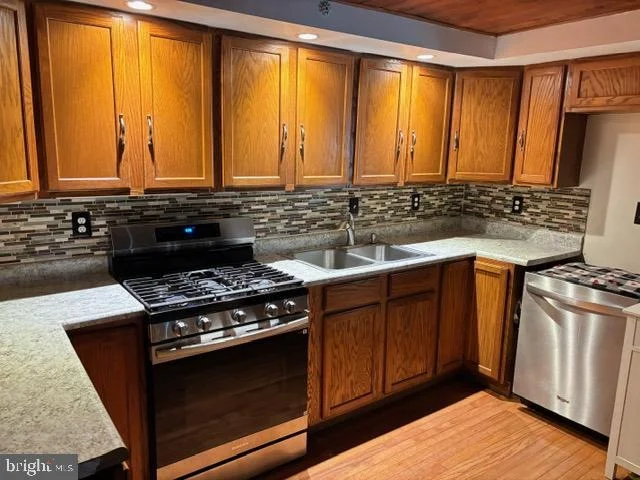 Photo of 2911 WILLOUGHBY BEACH ROAD