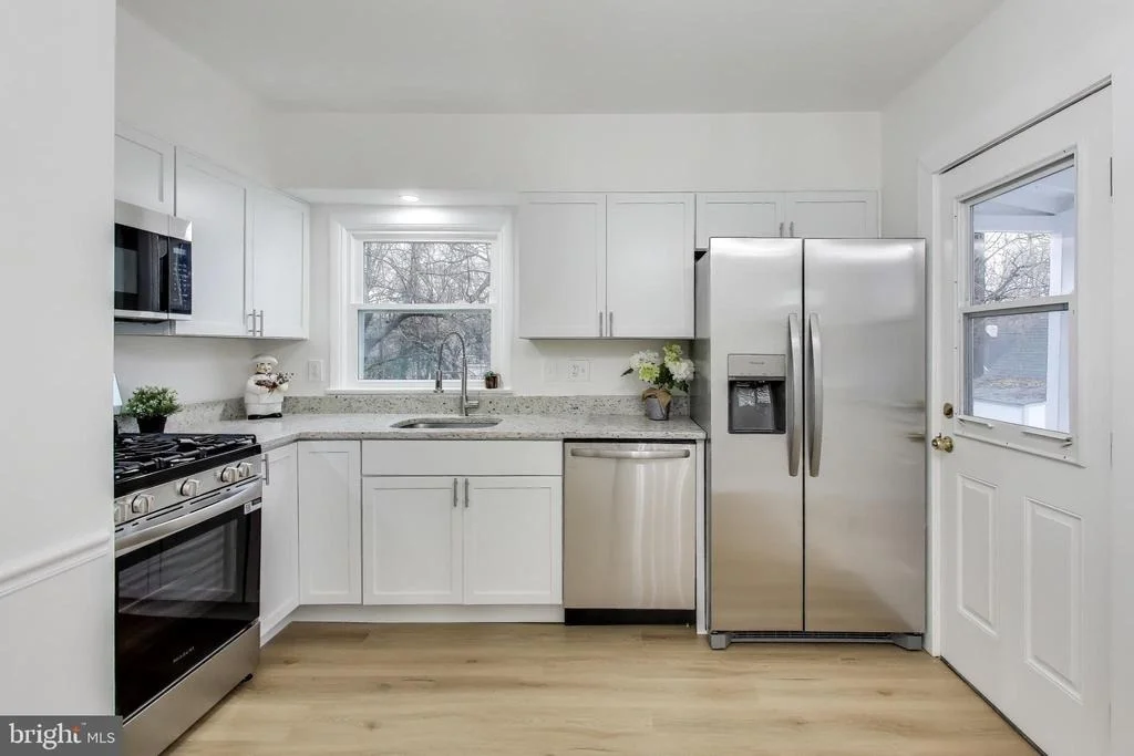 Photo of 11209 MIDVALE ROAD