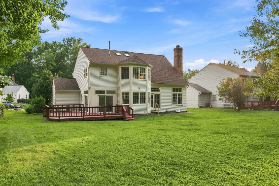Photo of 15212 BAILEYS LANE