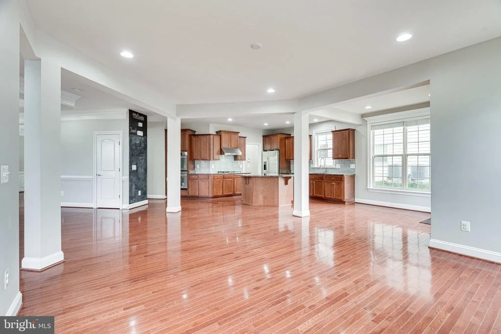 Photo of 42695 MACAULEY PLACE