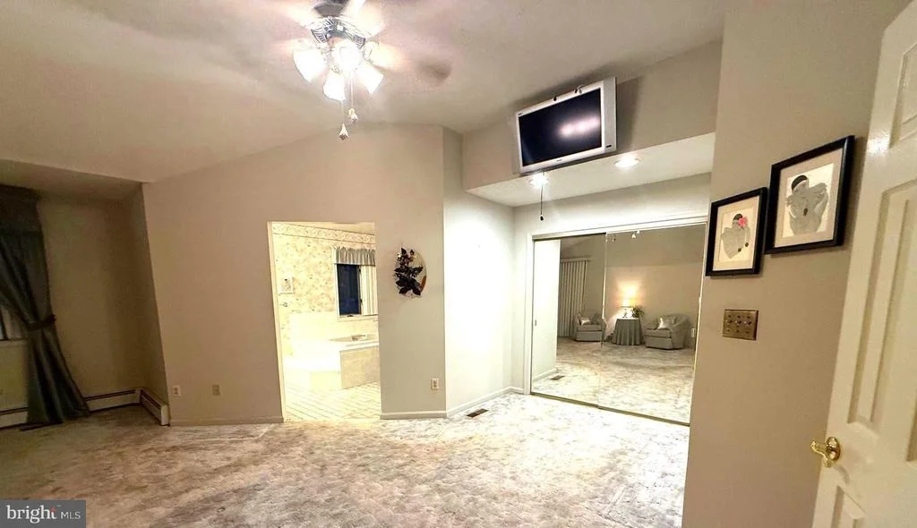 Photo of 7252 MEADOW LANE