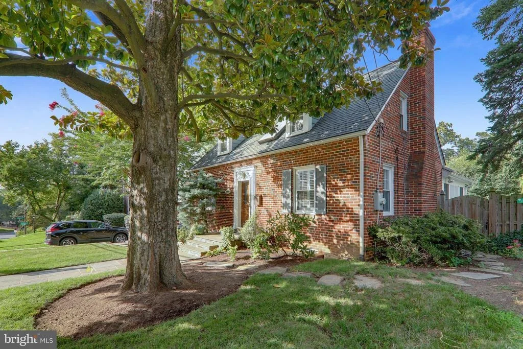 Photo of 8605 SPRINGVALE ROAD