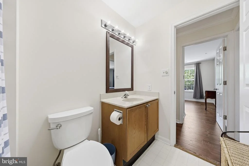 Photo of Unit 2A at 2402 ELLSWORTH WAY