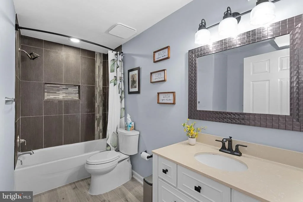 Photo of 9506 MERRIMONT TRACE CIRCLE