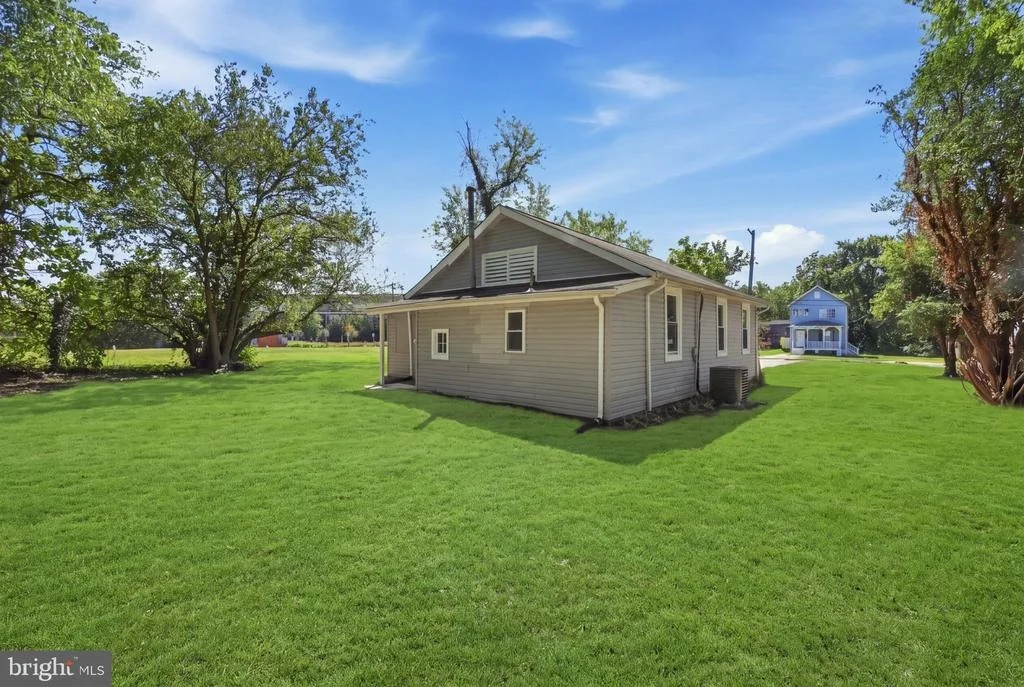 Photo of 805 WEST STREET