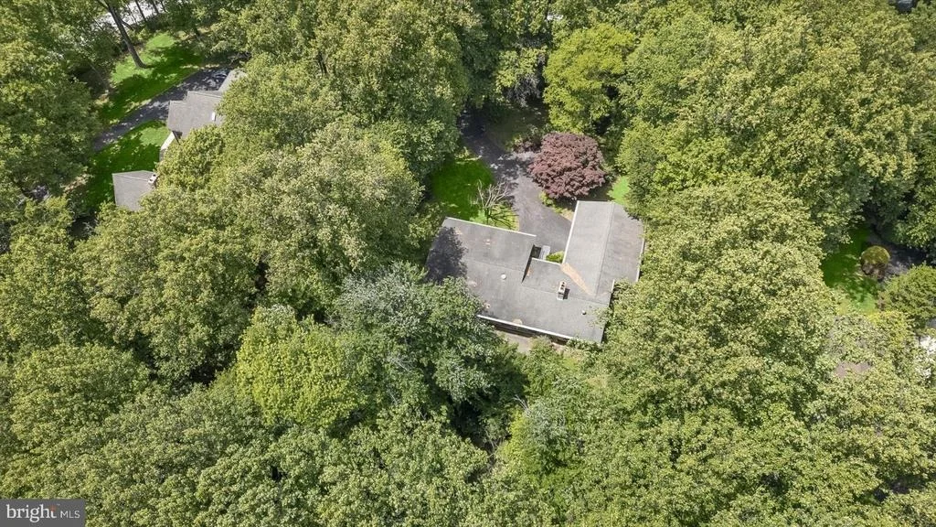Photo of 13922 WAYSIDE DRIVE