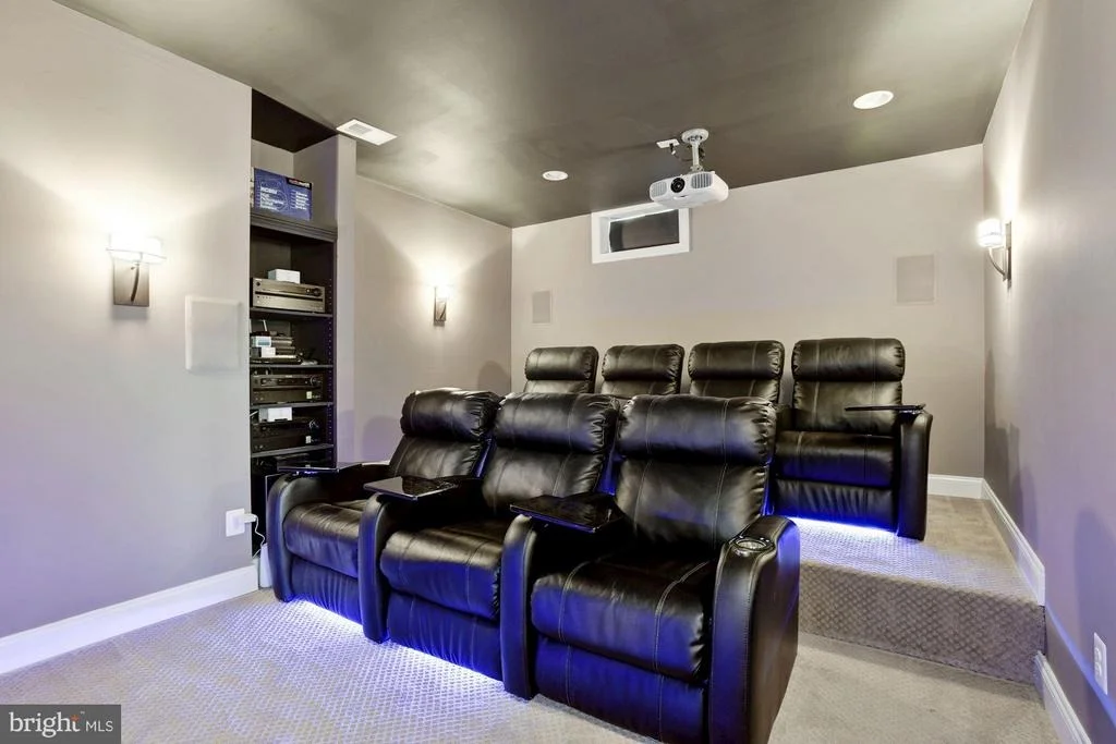 Photo of 44221 RIVERPOINT DRIVE