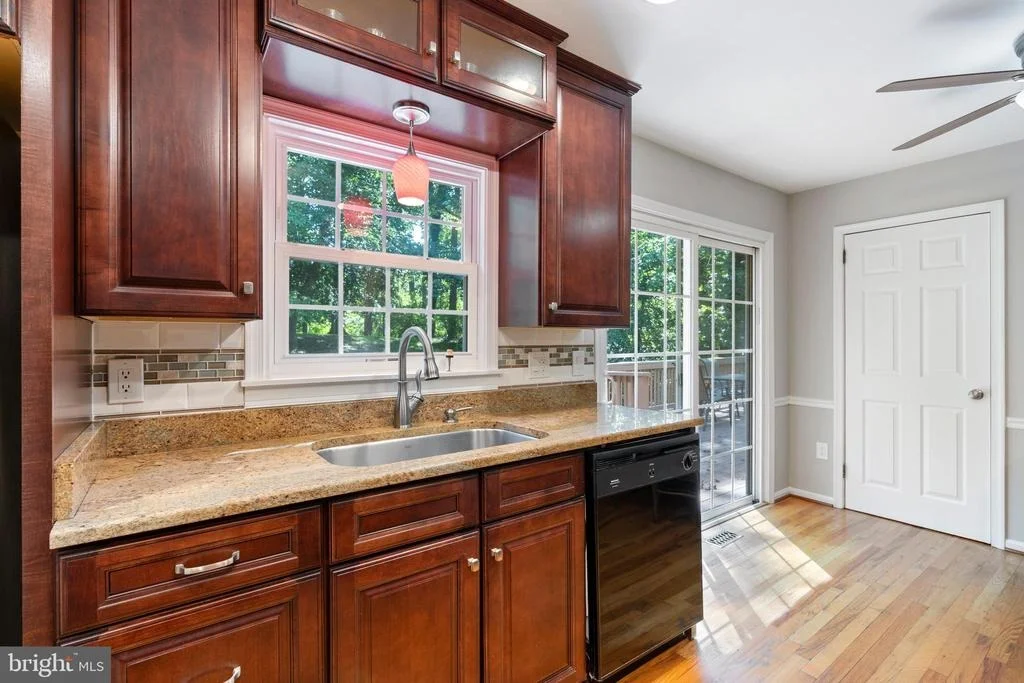 Photo of 11219 LAKEVIEW DRIVE