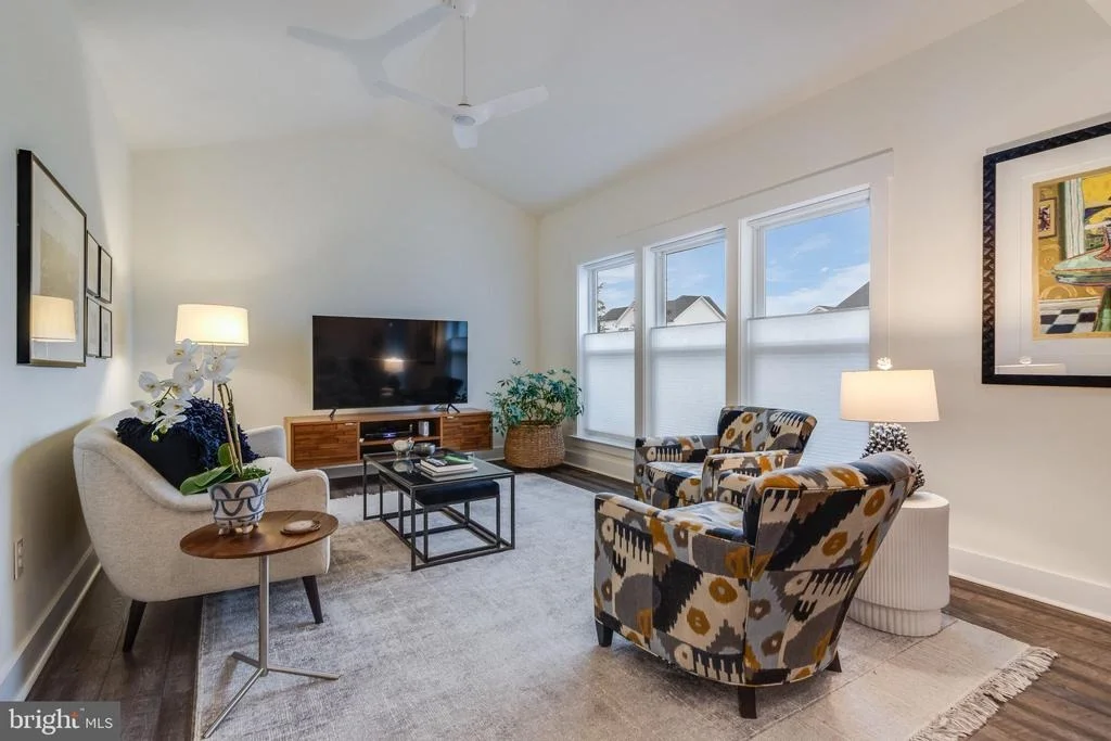 Photo of 16471 FOUR LEAF DRIVE