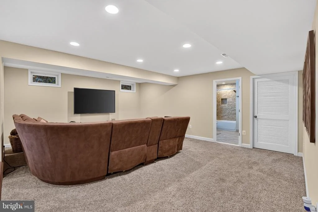 Photo of 21419 ASHBURN RUN PLACE
