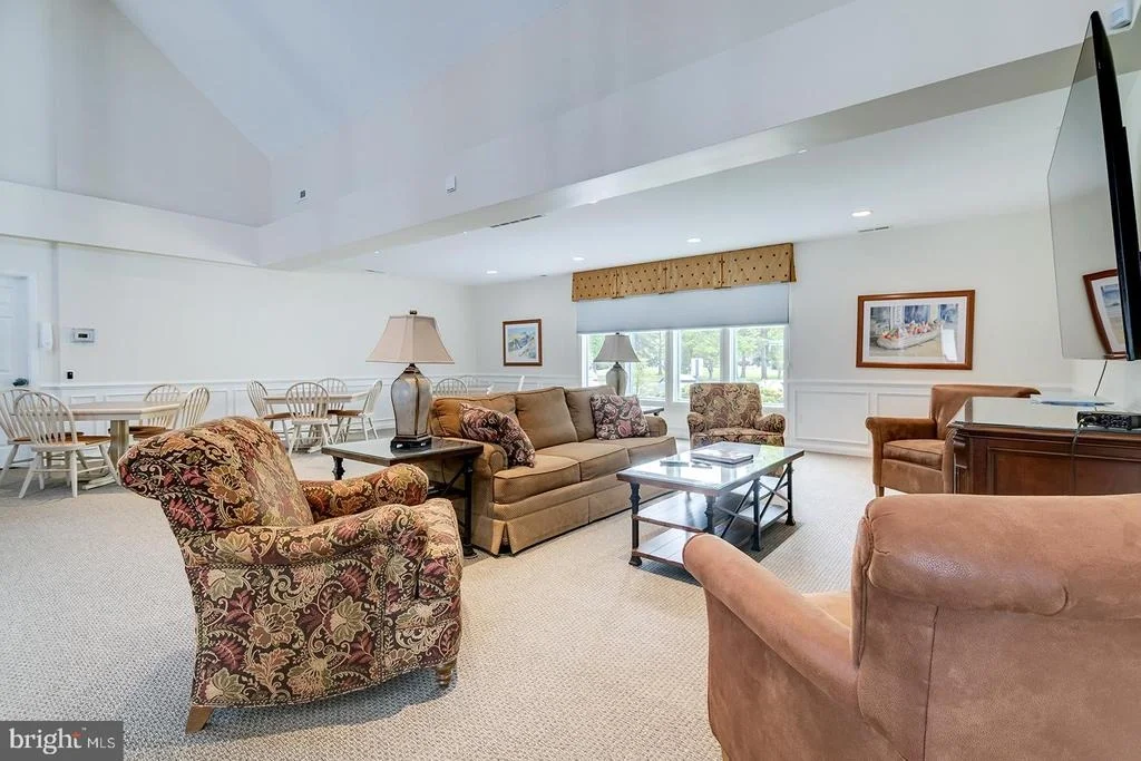 Photo of 208 POND VIEW DRIVE