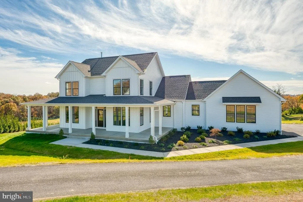 Photo of 2527A FOURLEAF DRIVE