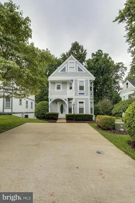 Photo of 7247 RIDING HOOD CIRCLE