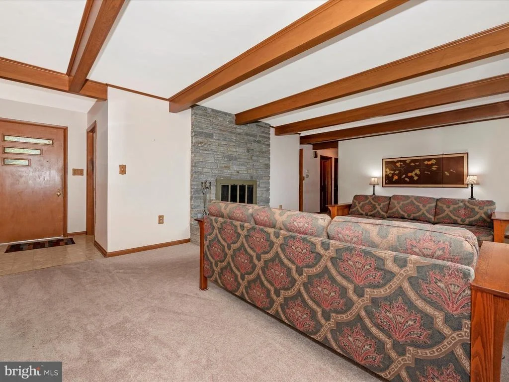 Photo of 7502 RIDGE ROAD