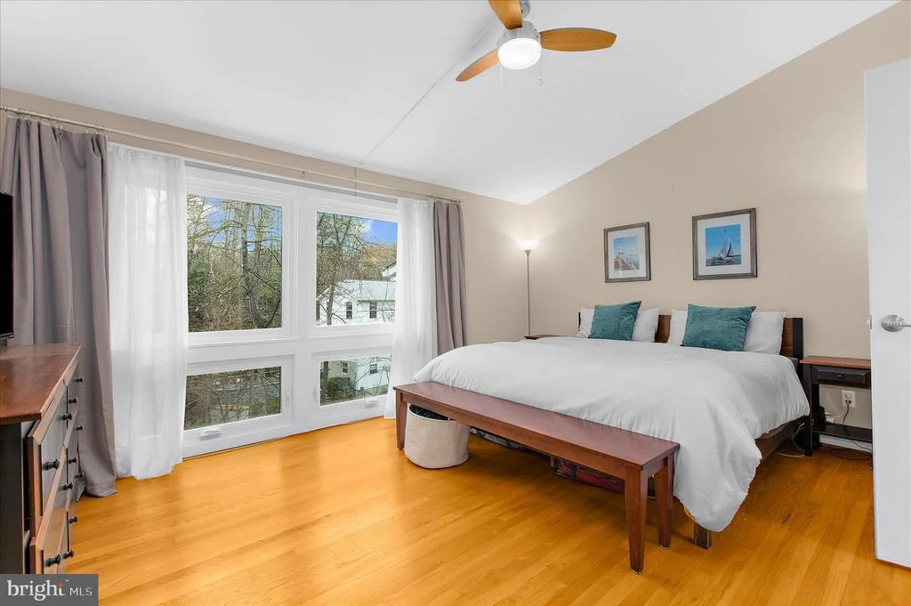Photo of 2642 QUEEN ANNE CIRCLE