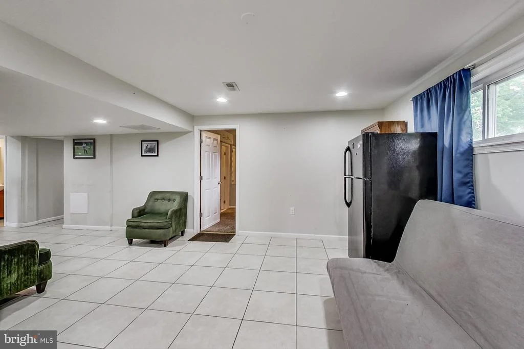 Photo of 13304 DAUPHINE STREET