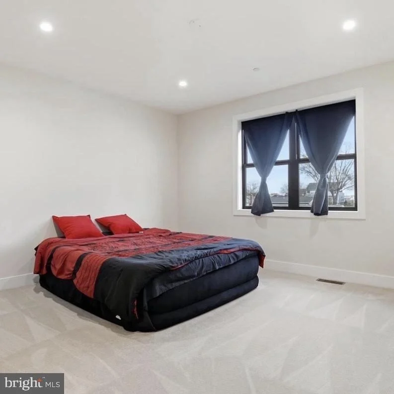 Photo of 6931 RIVER DRIVE ROAD