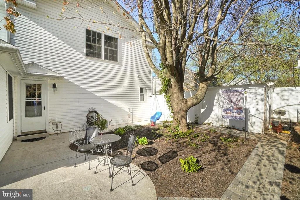 Photo of 7075 JASPER DRIVE