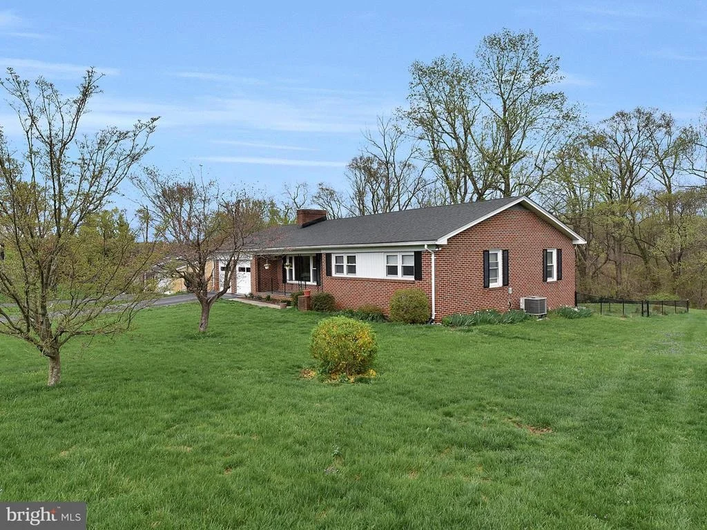 Photo of 6143 LONG BRANCH ROAD