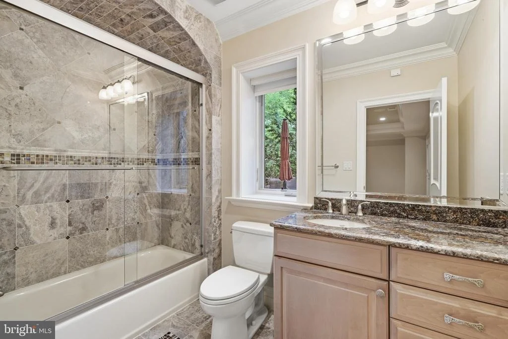 Photo of 1239 DALEVIEW DRIVE