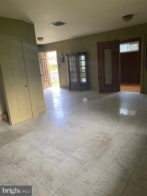 Photo of 4801 LONGFELLOW STREET