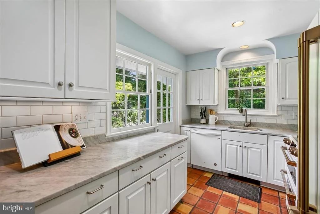 Photo of 7505 GLENDALE ROAD