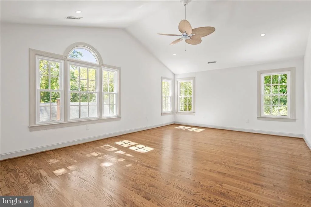 Photo of 9020 BEATTY DRIVE