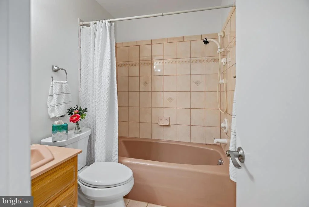 Photo of 604 KENBROOK DRIVE