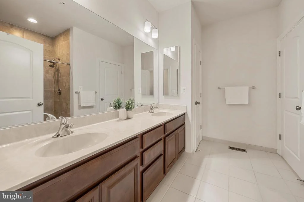 Photo of 12605 BROUGHTON BLUFF