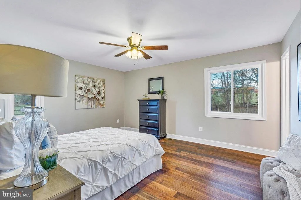 Photo of 9426 BOYDS TURN ROAD