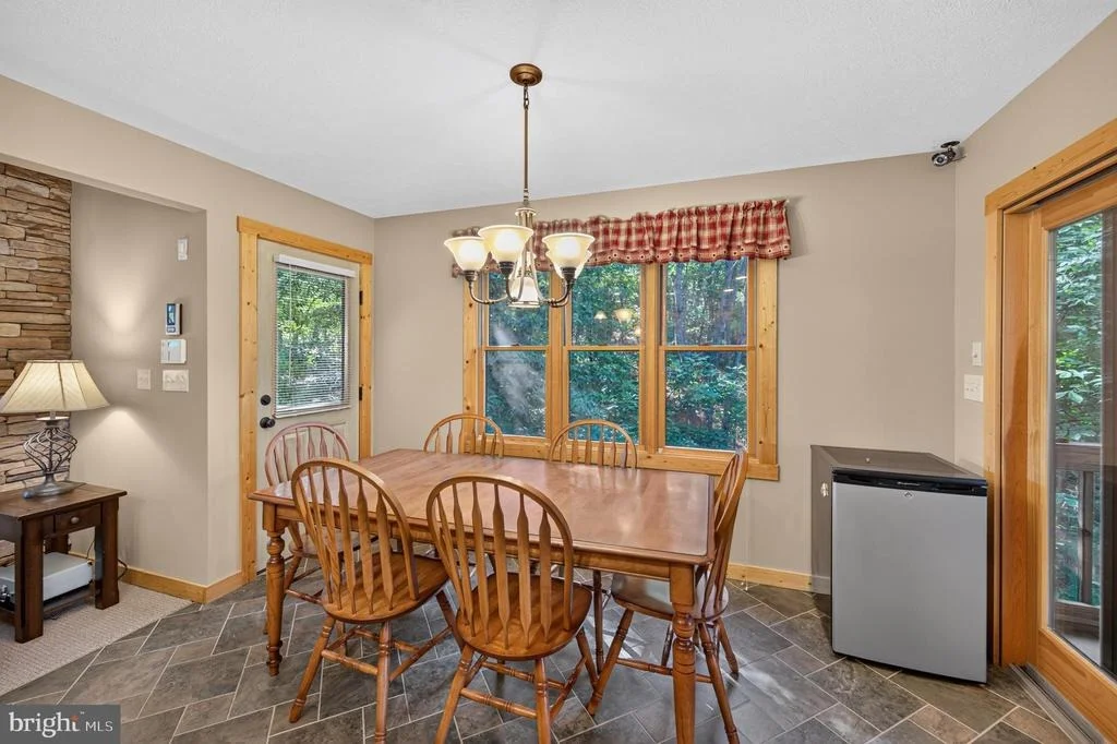 Photo of 14 VICKIE WAY
