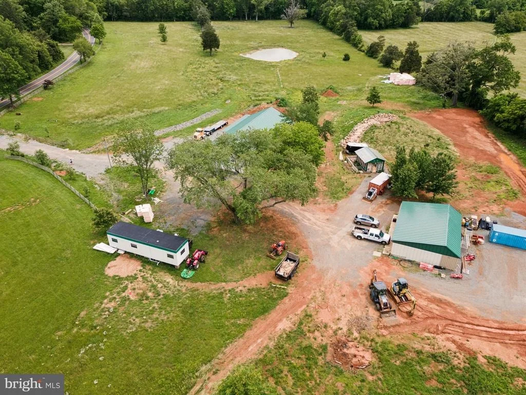 Photo of 7285 OPAL ROAD