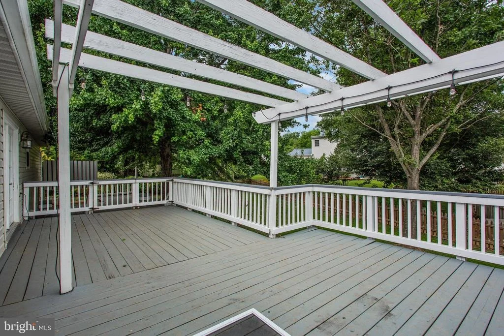 Photo of 1418 VALEBROOK LANE