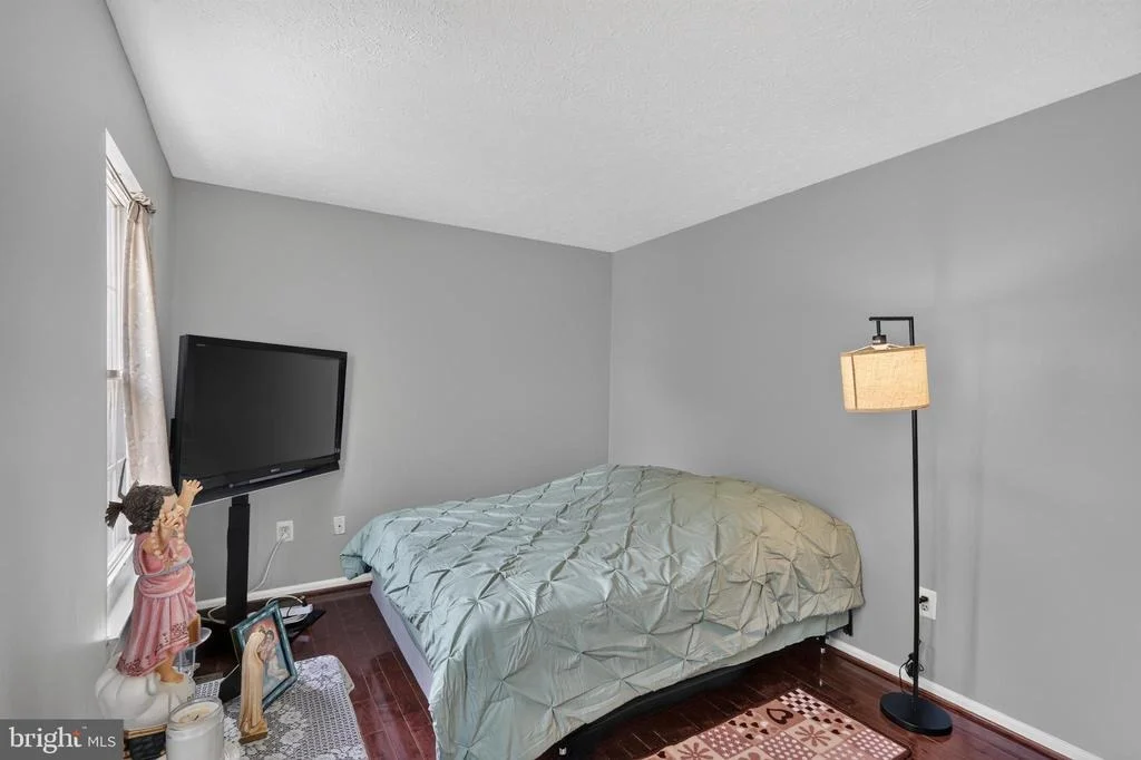 Photo of 19319 PLUMMER DRIVE