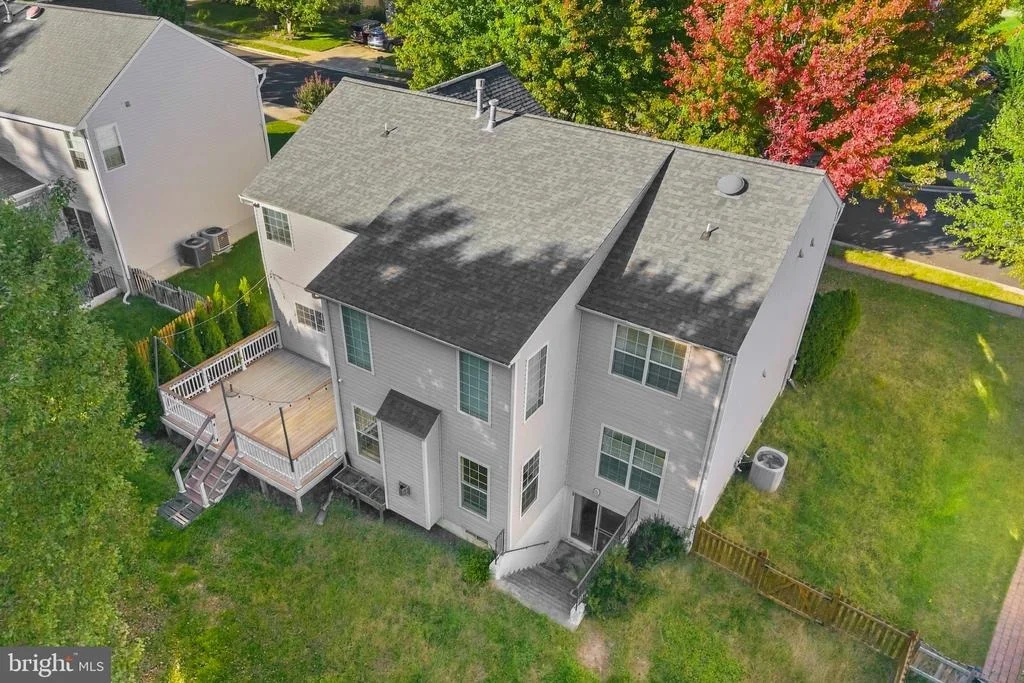 Photo of 5959 LYCEUM LANE