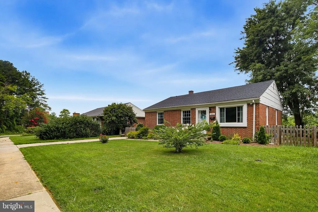Photo of 1034 DONINGTON CIRCLE