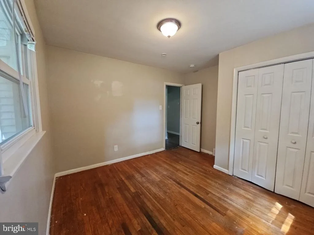 Photo of 109 W DAWSON DRIVE