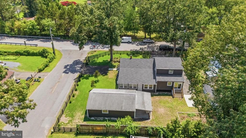 Photo of 1402 NORCROSS LANE