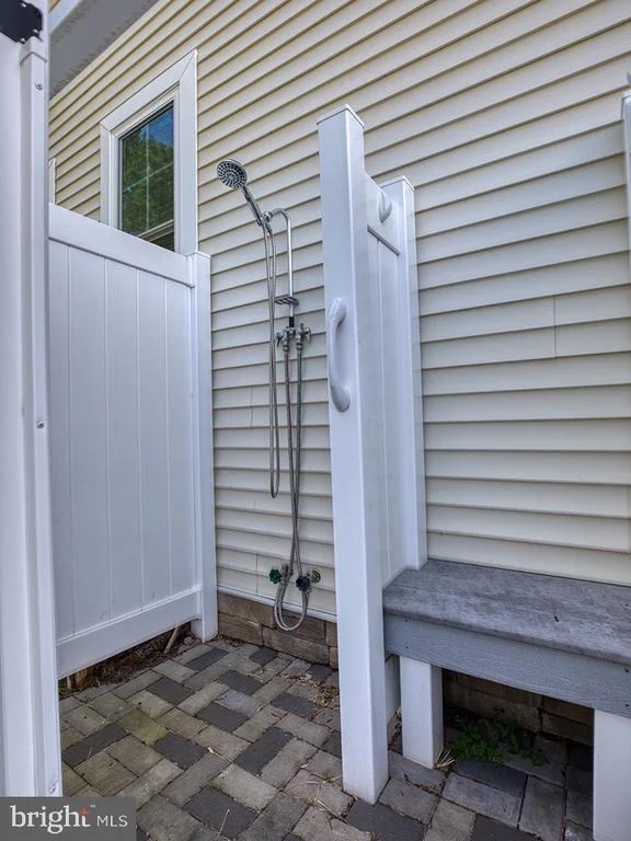 Photo of 20763 RODNEY DRIVE