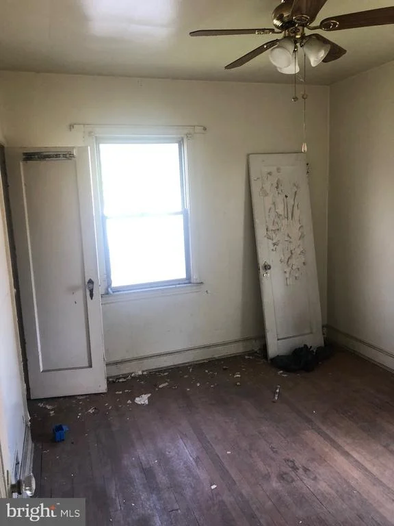 Photo of 4104 TORQUE STREET