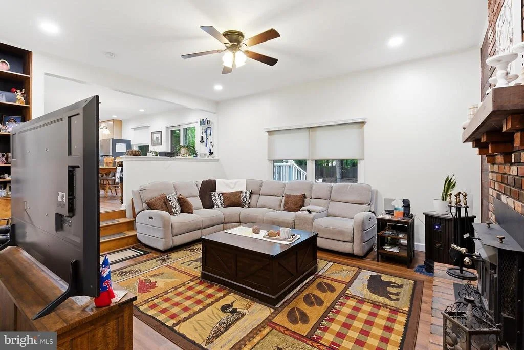 Photo of 33 RED OAK DRIVE