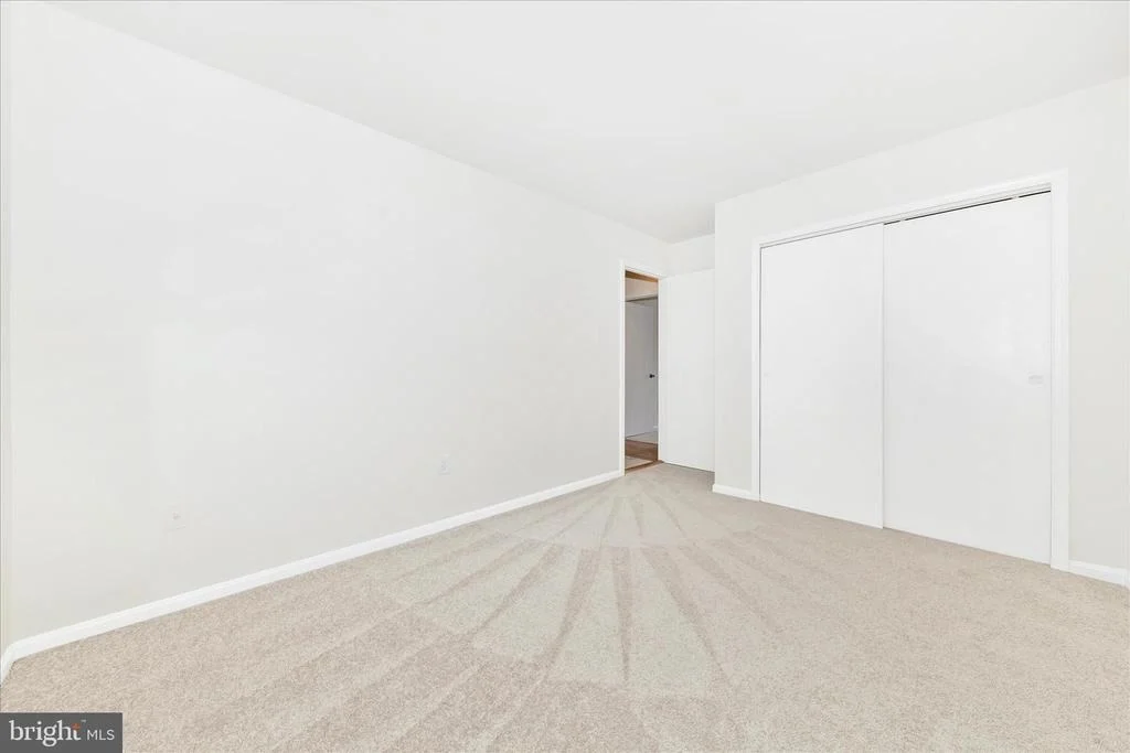 Photo of 176 STONEYBROOK COURT