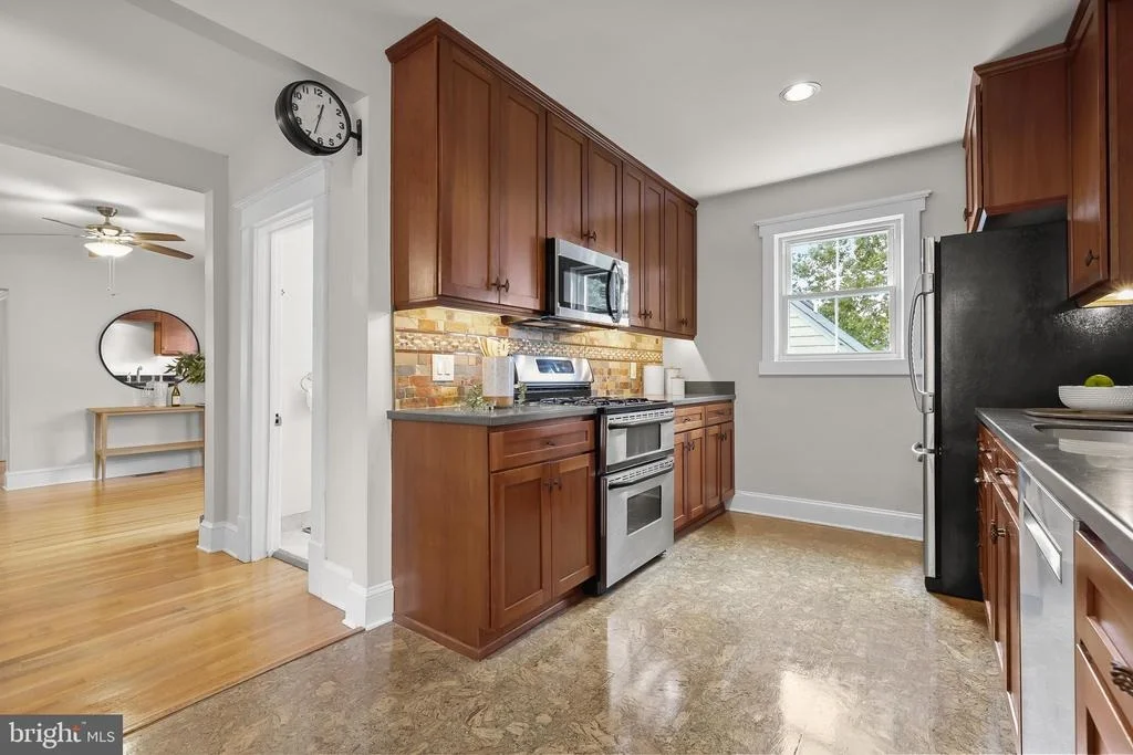 Photo of 923 ARRAN ROAD