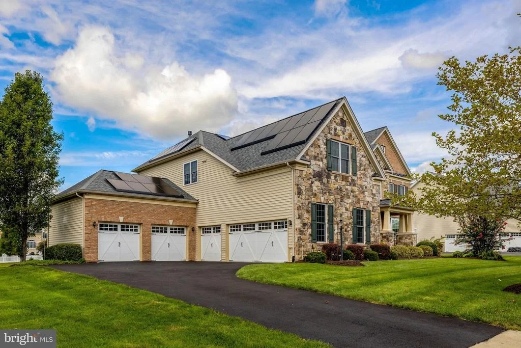 Photo of 24337 EAGLES LANDING PLACE