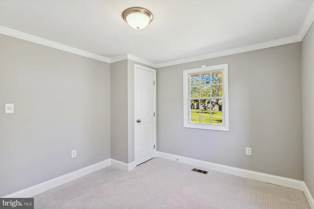 Photo of 210 WARFIELD ROAD