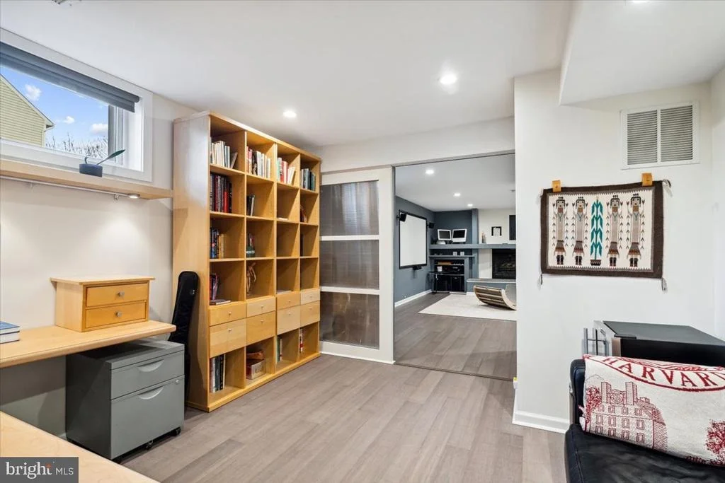 Photo of 2554 BEAR DEN ROAD