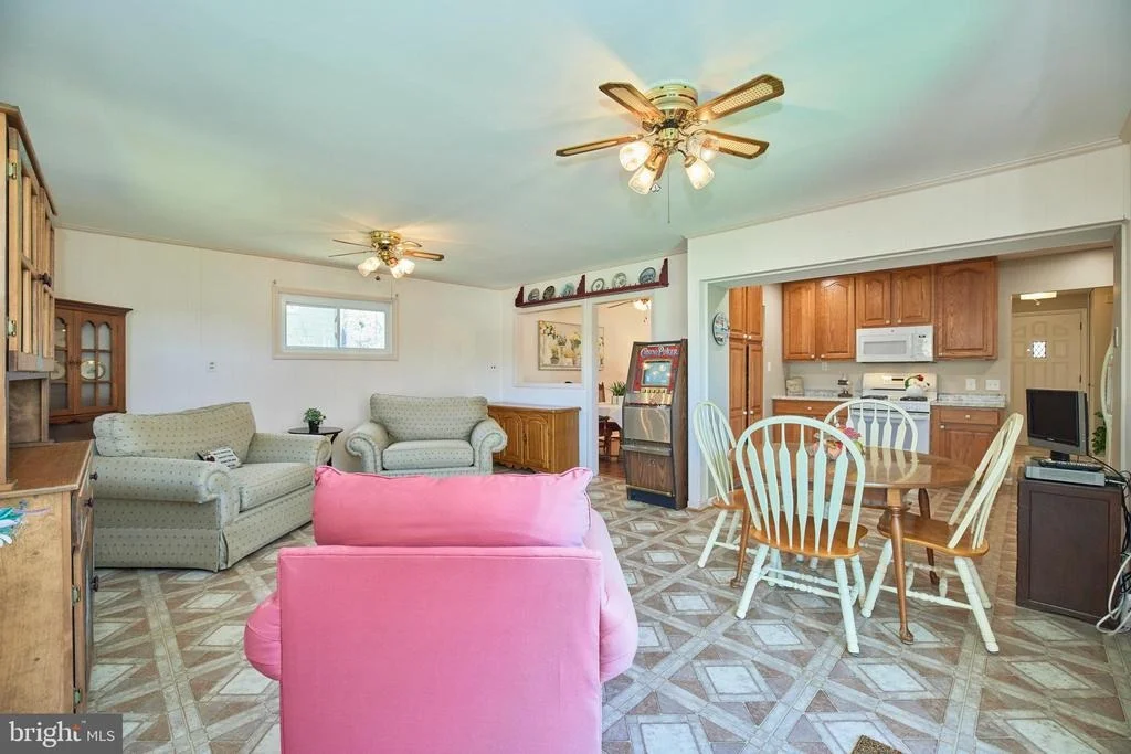 Photo of 7456 MADEIRA PLACE