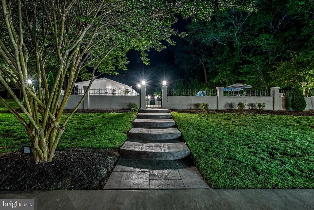 Photo of 2031 INDIAN CIRCLE