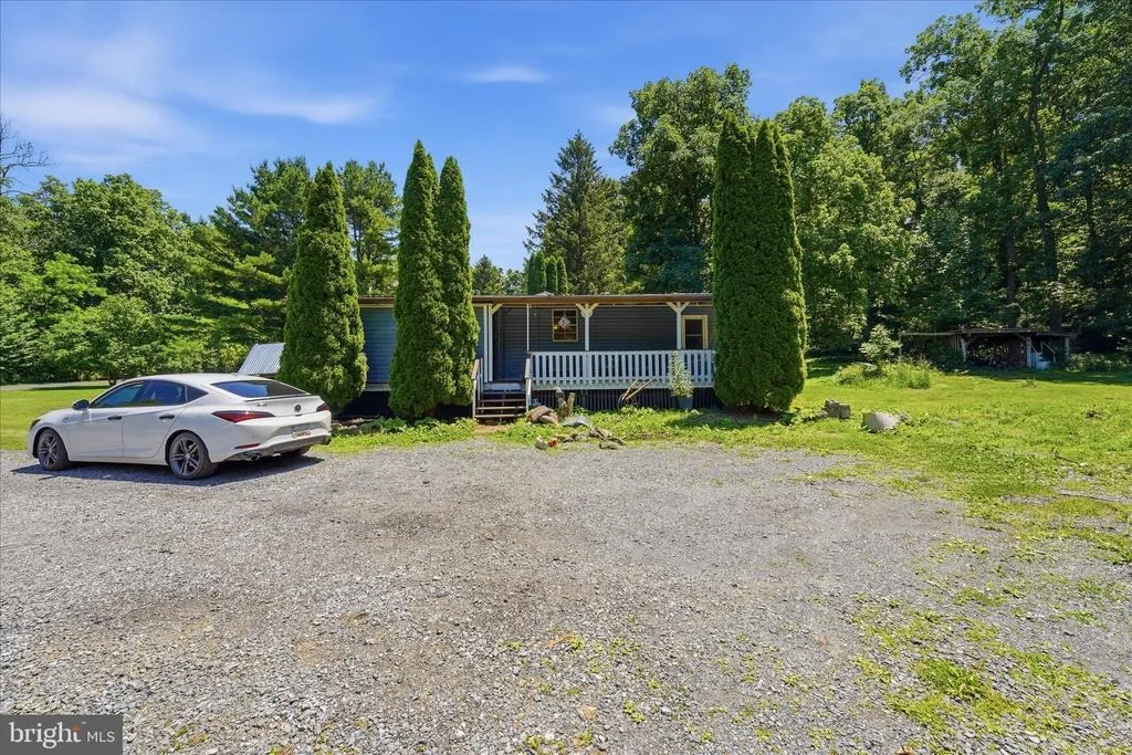 Photo of 14316 TOWER ROAD