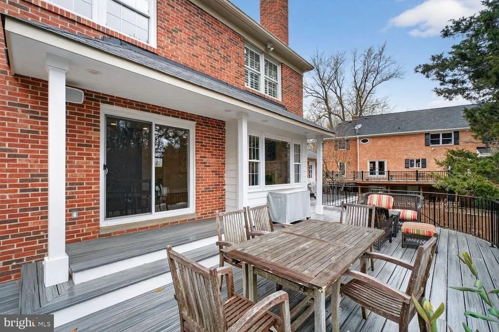 Photo of 1205 SUFFIELD DRIVE